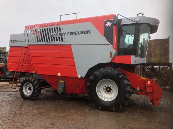 Combine Massey Ferguson 7256