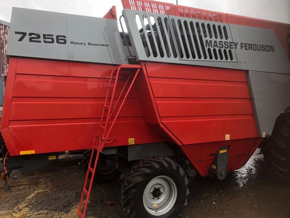 Combine Massey Ferguson 7256