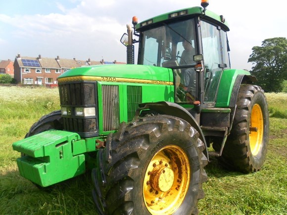 Tractor John Deere 7700 140HP 4WD 